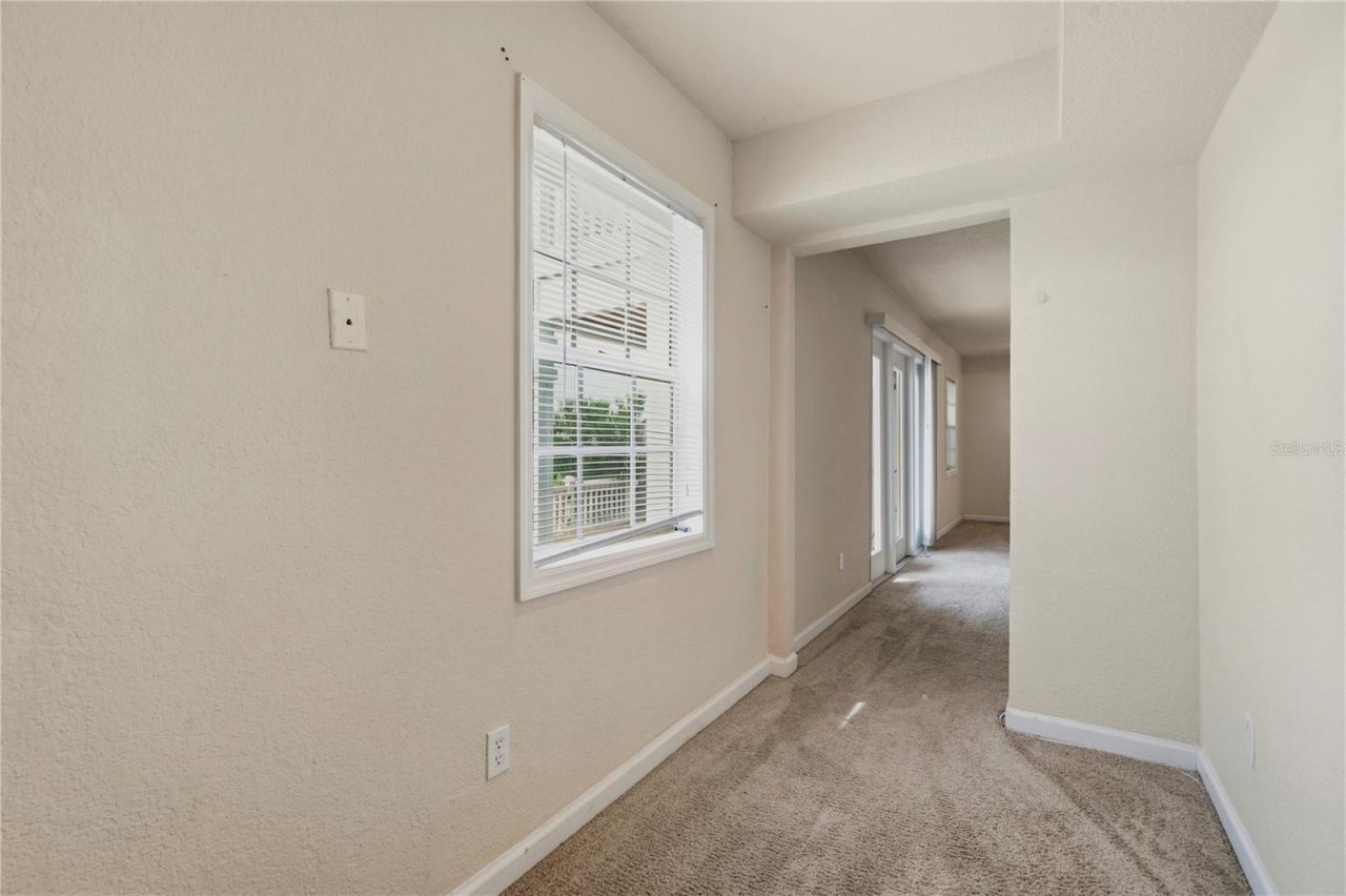 151 Seahorse Drive Se, Unit B, Saint Petersburg, FL 33705 Photo