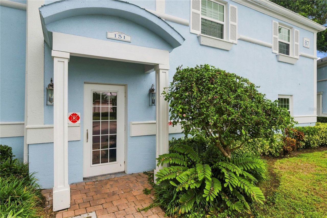 151 Seahorse Drive Se, Unit B, Saint Petersburg, FL 33705 Photo