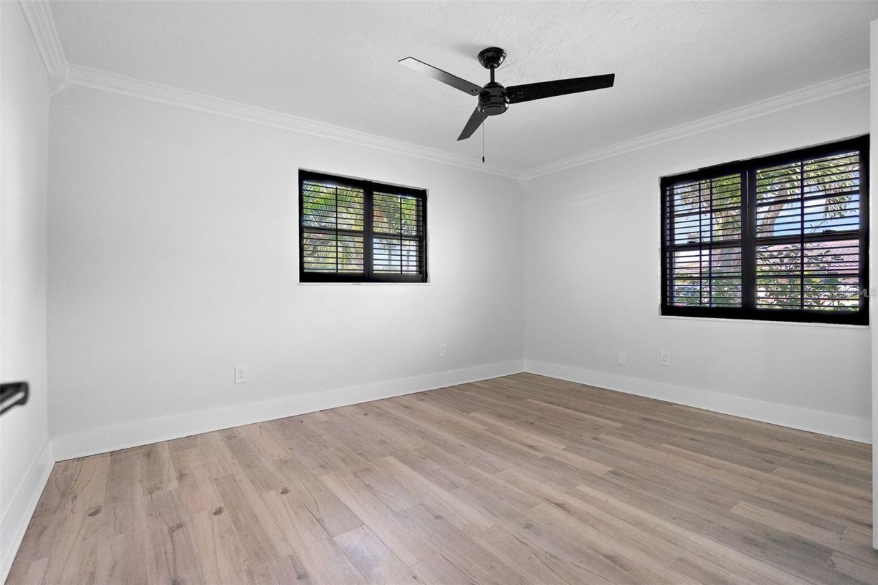 1946 Illinois Avenue Ne, Saint Petersburg, FL 33703 Photo