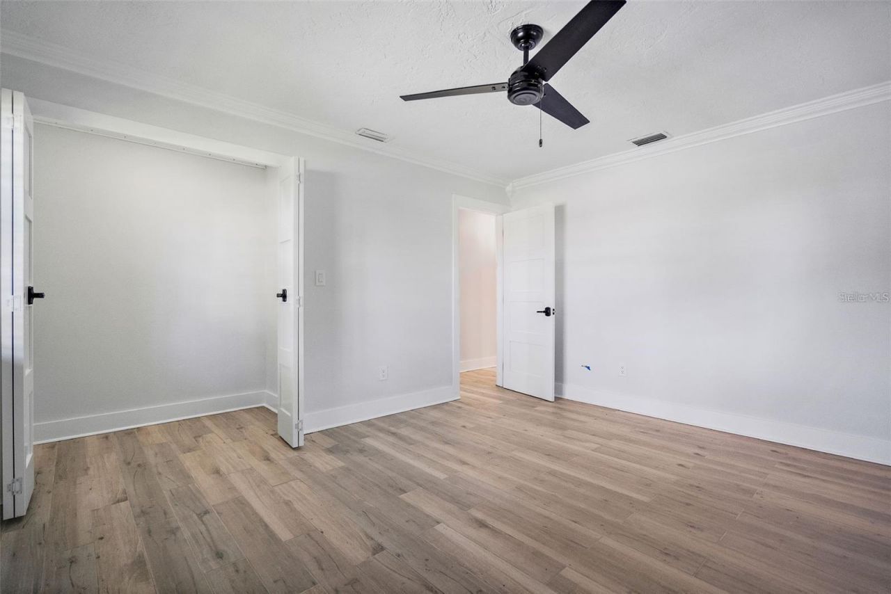 1946 Illinois Avenue Ne, Saint Petersburg, FL 33703 Photo