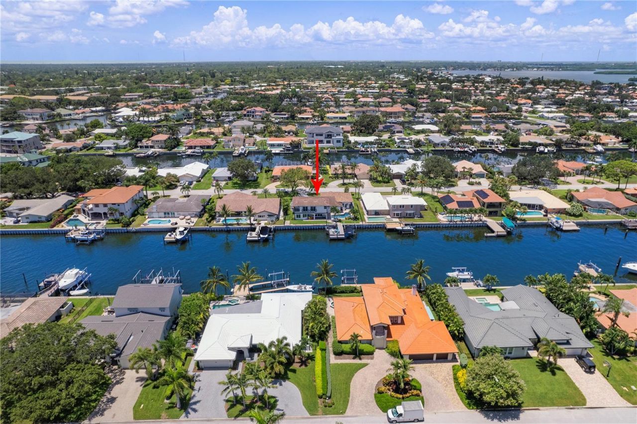 1946 Illinois Avenue Ne, Saint Petersburg, FL 33703 Photo
