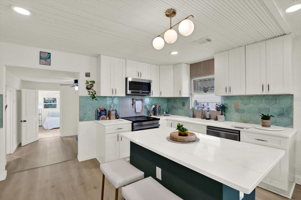 4828 6th Avenue S, Saint Petersburg, FL 33711 Photo