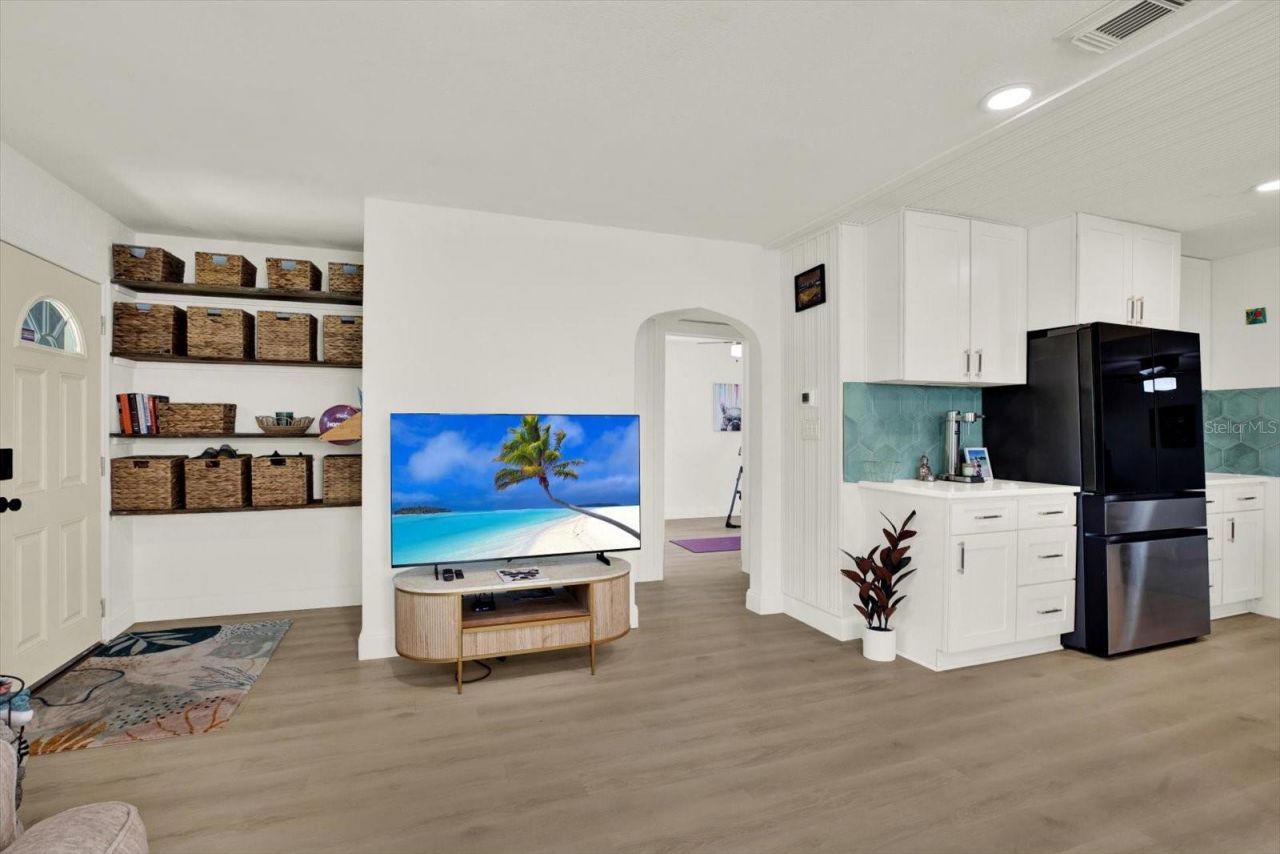 4828 6th Avenue S, Saint Petersburg, FL 33711 Photo