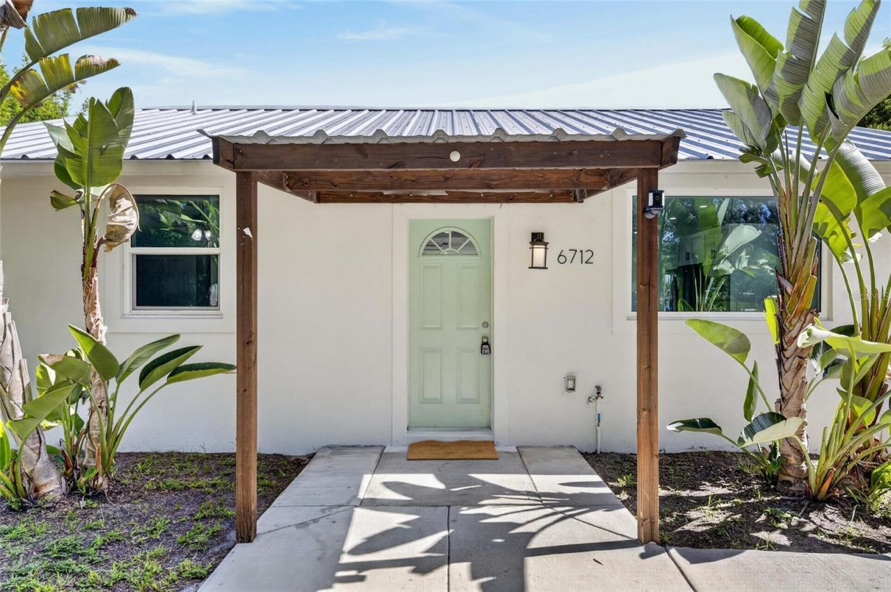 6712 Myrna Drive, Tampa, FL 33619 Photo