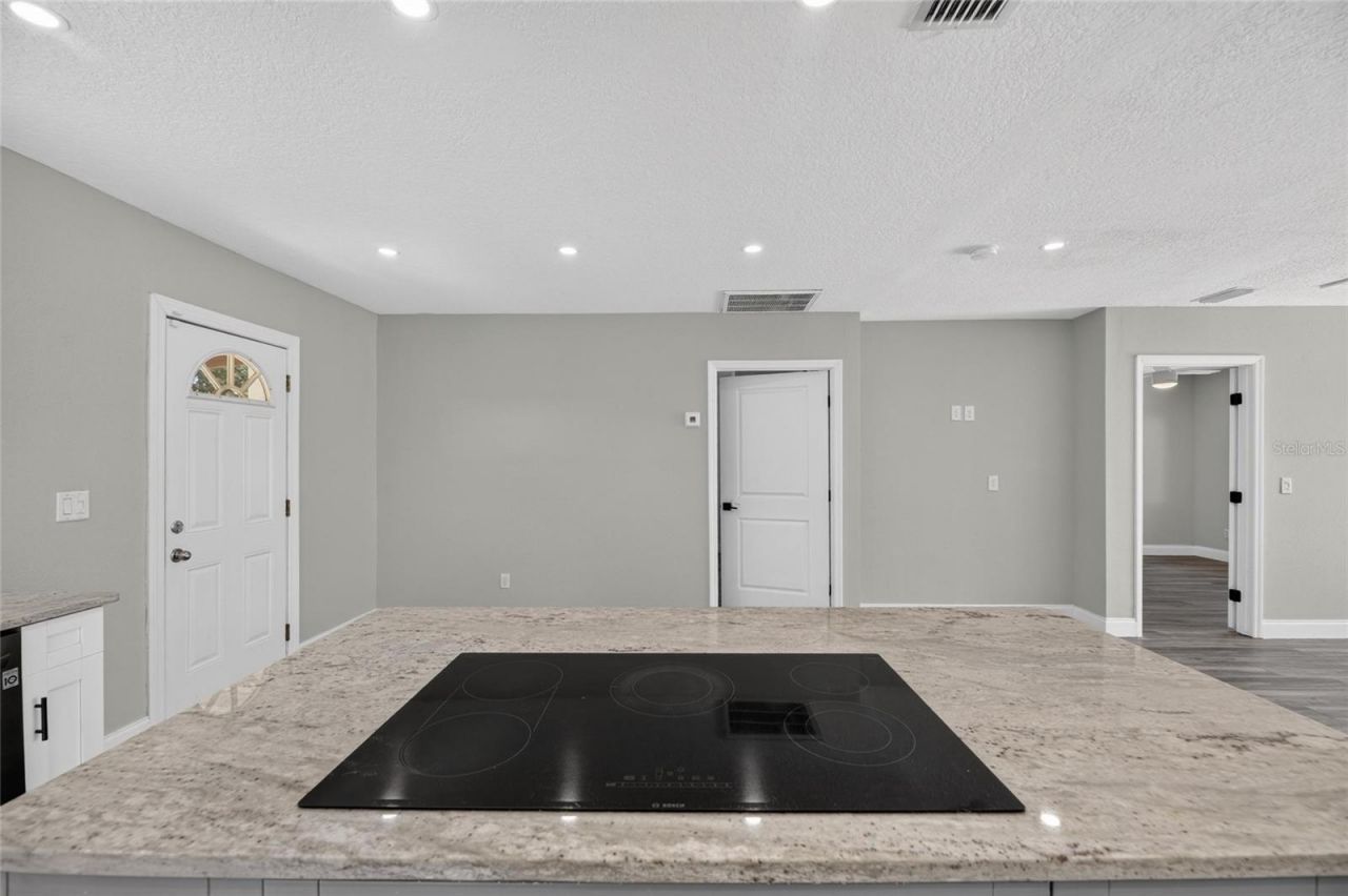 6712 Myrna Drive, Tampa, FL 33619 Photo