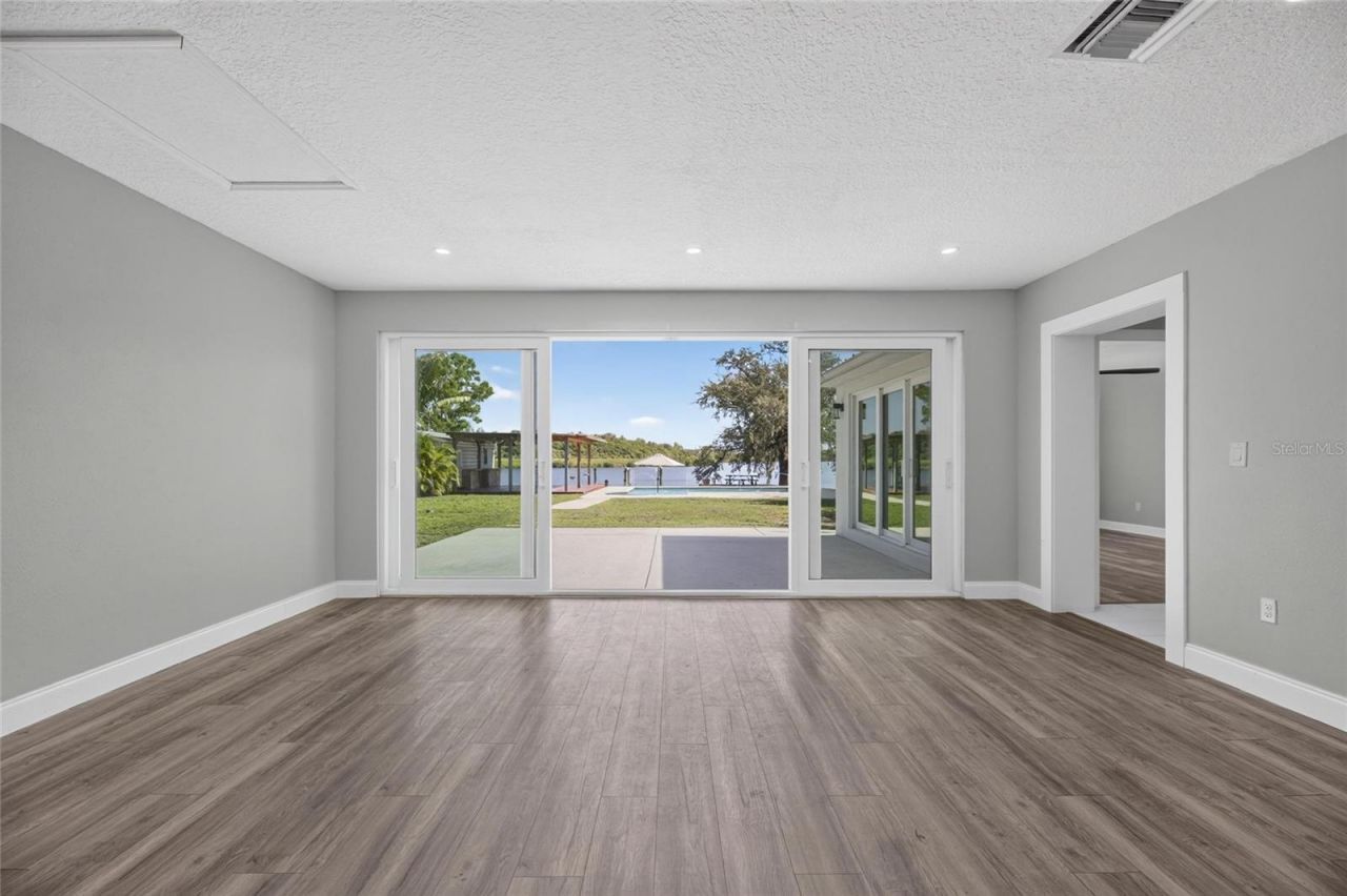 6712 Myrna Drive, Tampa, FL 33619 Photo