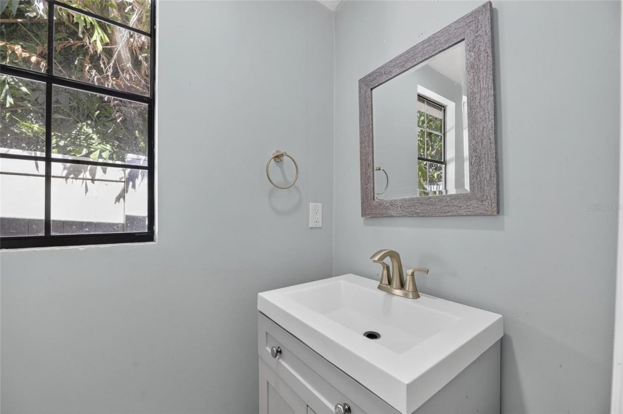 6712 Myrna Drive, Tampa, FL 33619 Photo