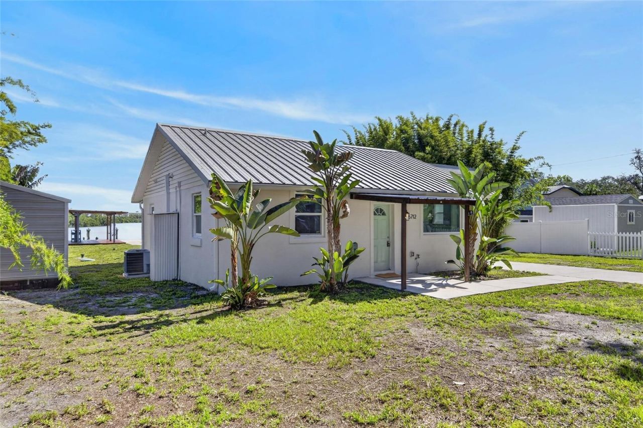 6712 Myrna Drive, Tampa, FL 33619 Photo