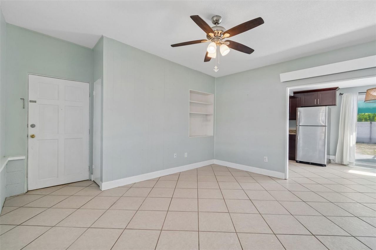 516 64th Street S, Saint Petersburg, FL 33707 Photo