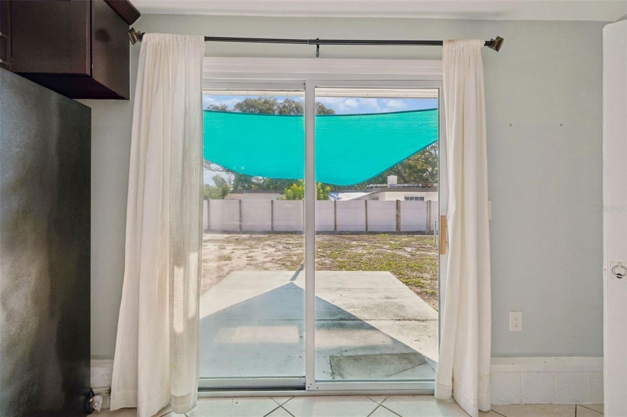 516 64th Street S, Saint Petersburg, FL 33707 Photo
