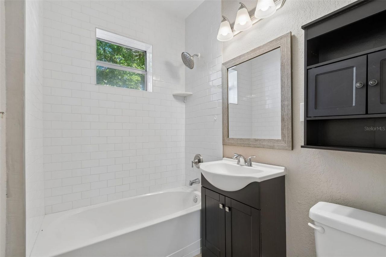 516 64th Street S, Saint Petersburg, FL 33707 Photo