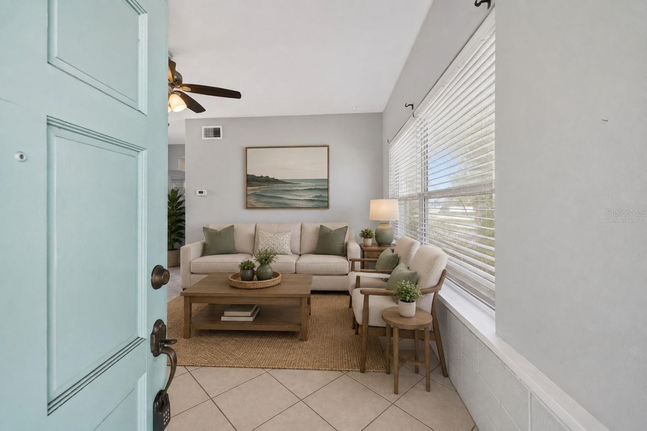 516 64th Street S, Saint Petersburg, FL 33707 Photo