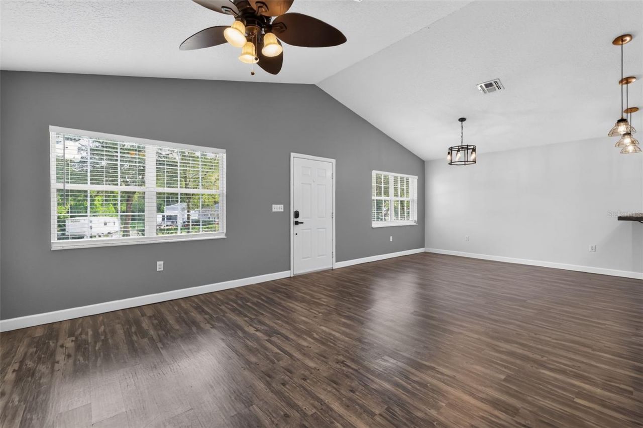 25912 Eufaula Way, Mount Plymouth, FL 32776 Photo
