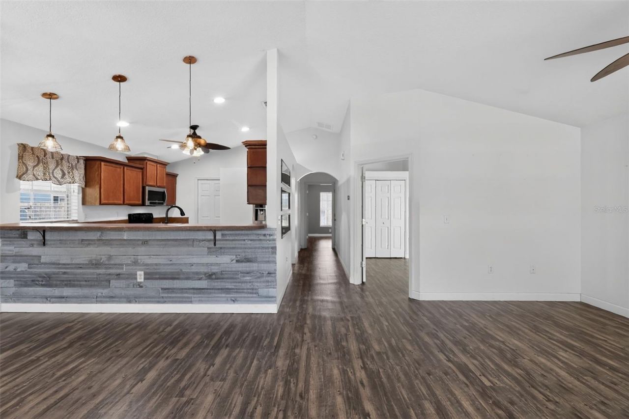 25912 Eufaula Way, Mount Plymouth, FL 32776 Photo