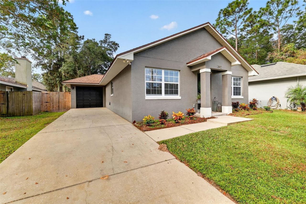 25912 Eufaula Way, Mount Plymouth, FL 32776 Photo