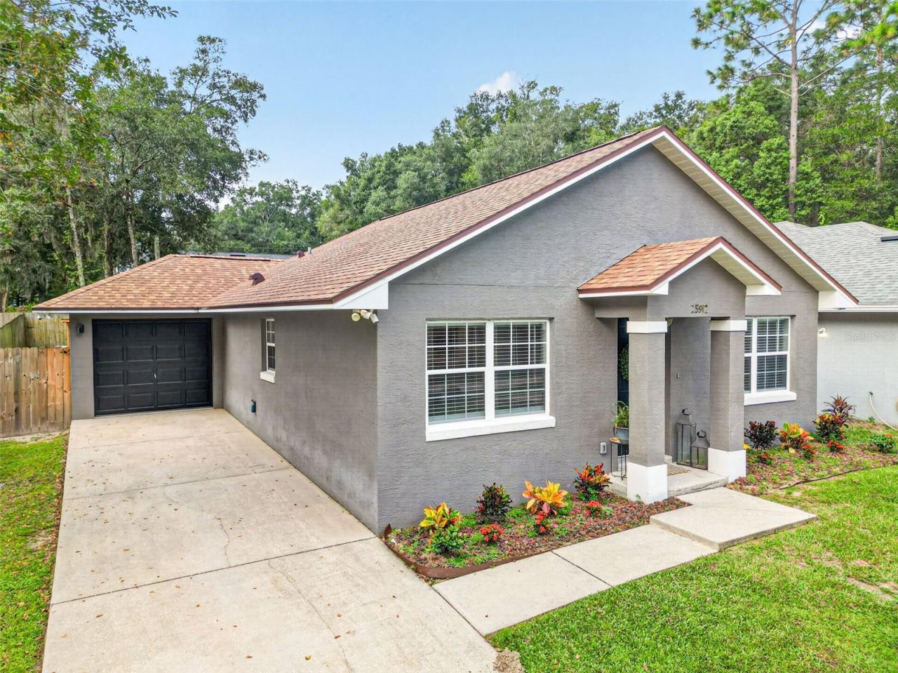25912 Eufaula Way, Mount Plymouth, FL 32776 Photo