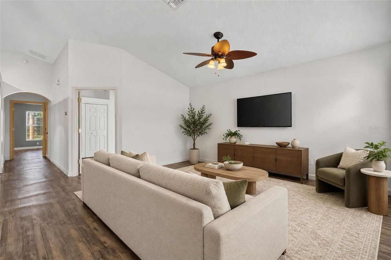 25912 Eufaula Way, Mount Plymouth, FL 32776 Photo