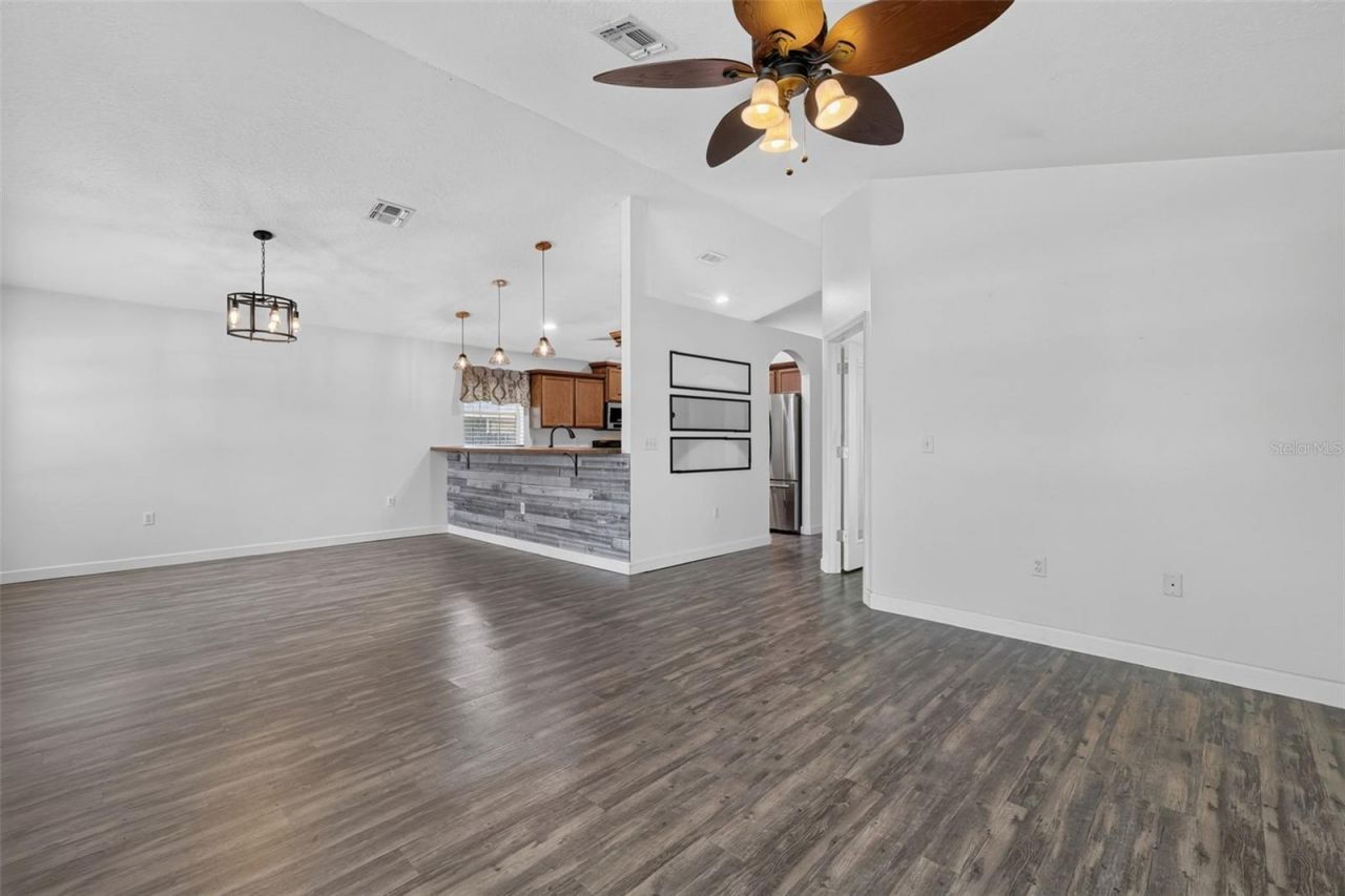 25912 Eufaula Way, Mount Plymouth, FL 32776 Photo