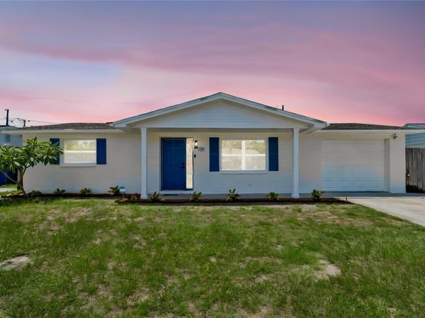 1467 CLASSIC DRIVE , HOLIDAY, FL 34691