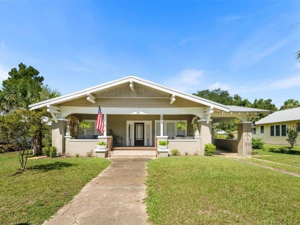 398 S MARION AVENUE , LAKE CITY, FL 32025