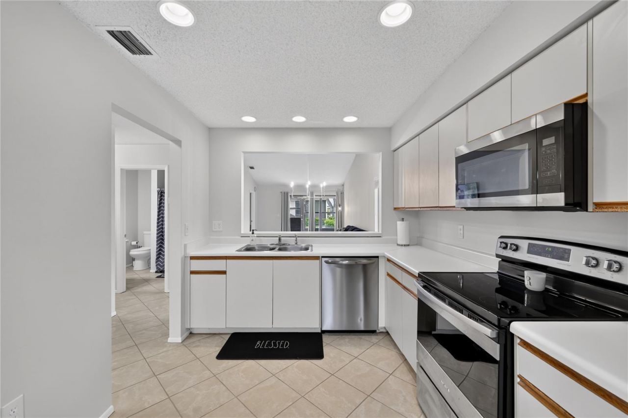 2707 60th Avenue Terrace W, Bradenton, FL 34207 Photo