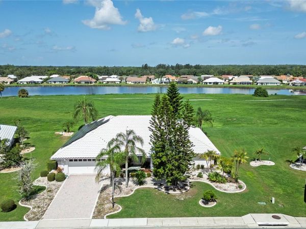 1936 WOLF LAUREL DRIVE, SUN CITY CENTER, FL 33573