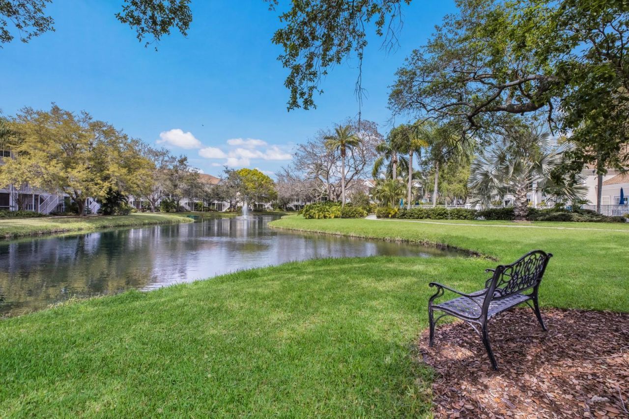 850 S Tamiami Trail , Unit 325, Sarasota, FL 34236 Photo