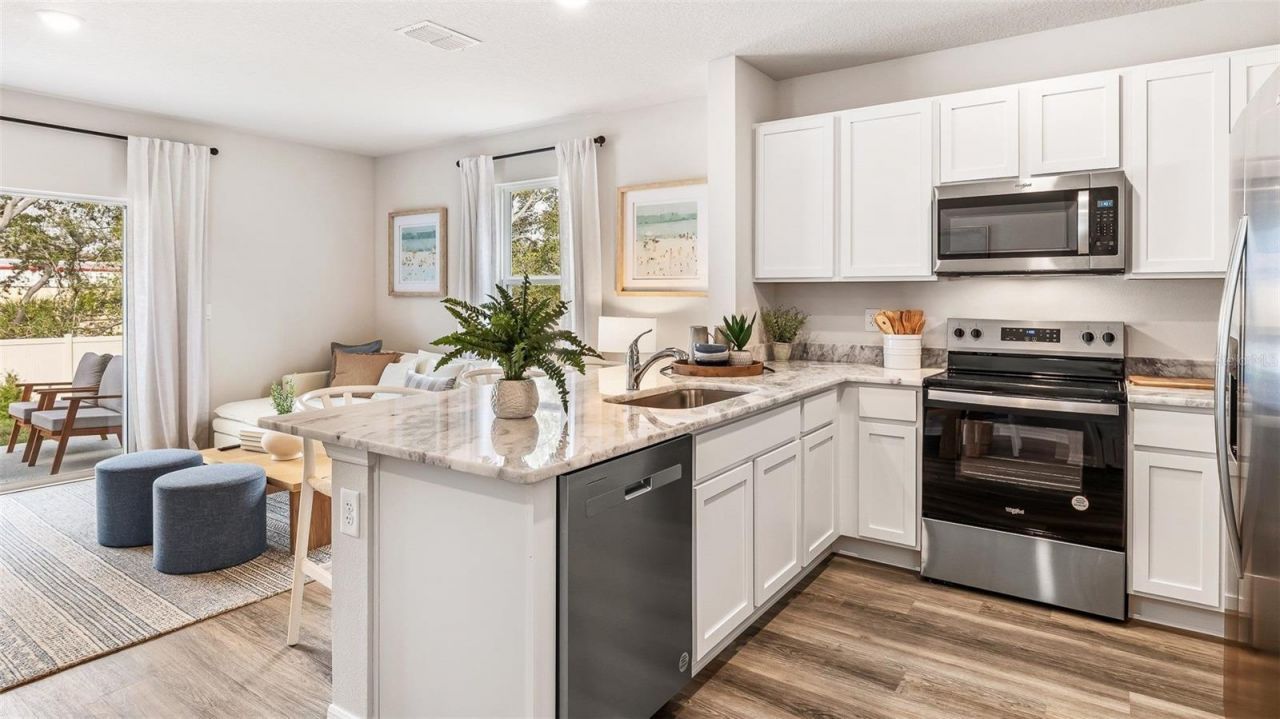 4013 Miller Pointe Court, Bradenton, FL 34208 Photo
