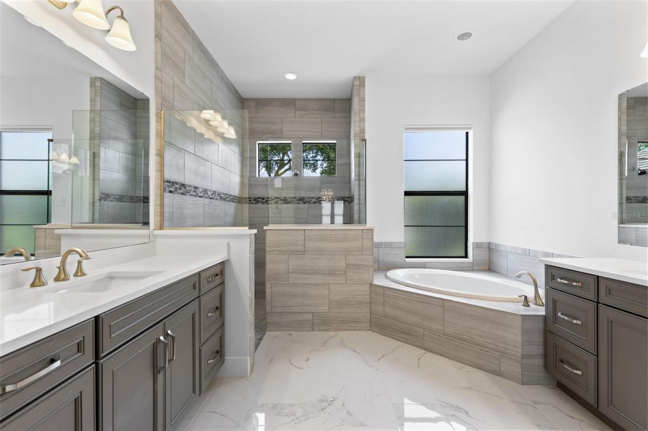 25858 Crossings Bluff Lane, Sorrento, FL 32776 Photo