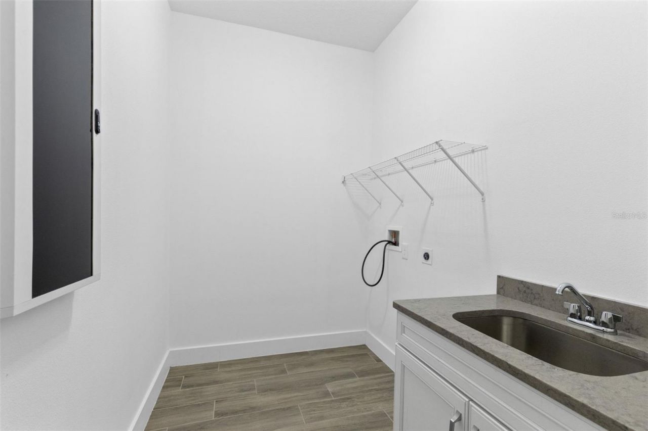 25858 Crossings Bluff Lane, Sorrento, FL 32776 Photo