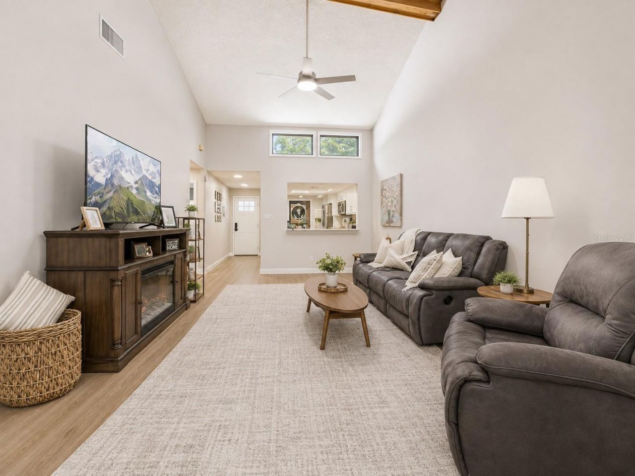 407 Meadowood Boulevard, Fern Park, FL 32730 Photo
