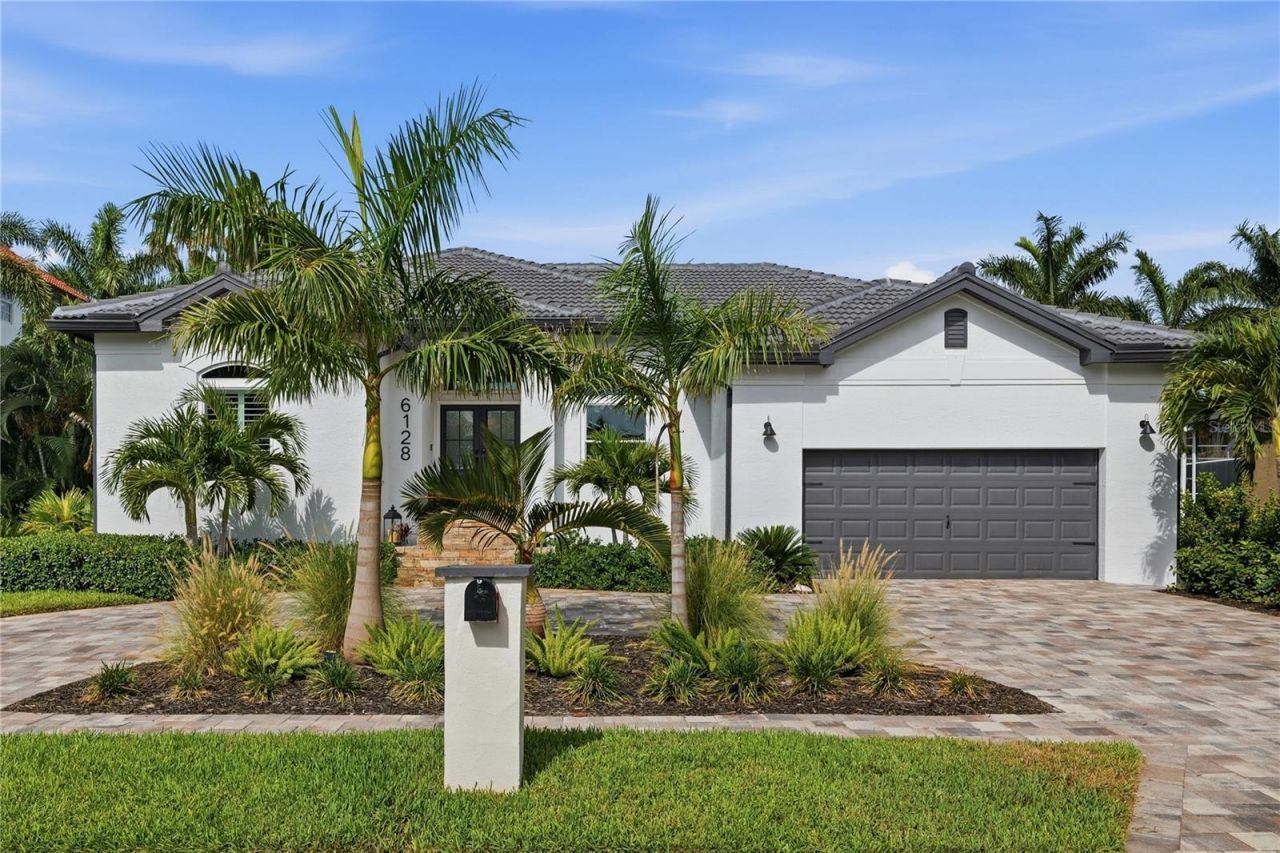 6128 Pasadena Point Boulevard, Gulfport, FL 33707 Photo