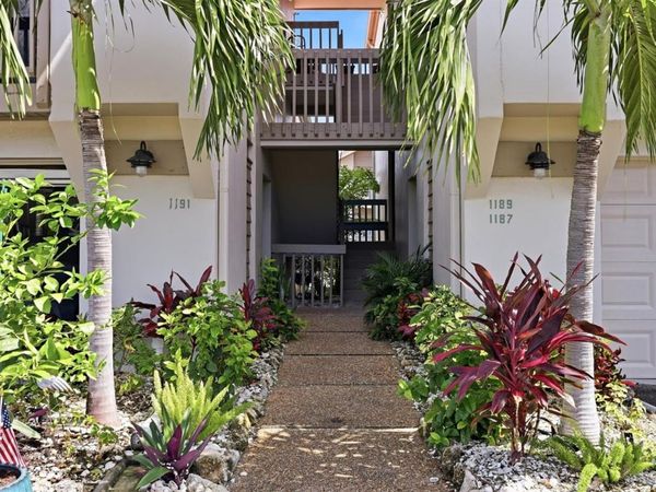 1187 LAKE HOUSE CIRCLE , Unit C127, SARASOTA, FL 34242
