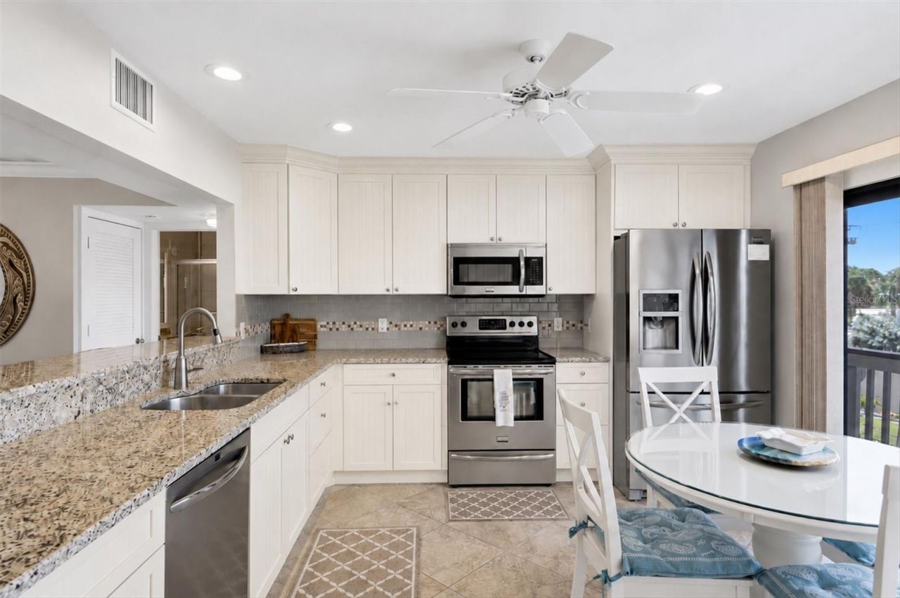 1187 Lake House Circle, Unit C127, Sarasota, FL 34242 Photo