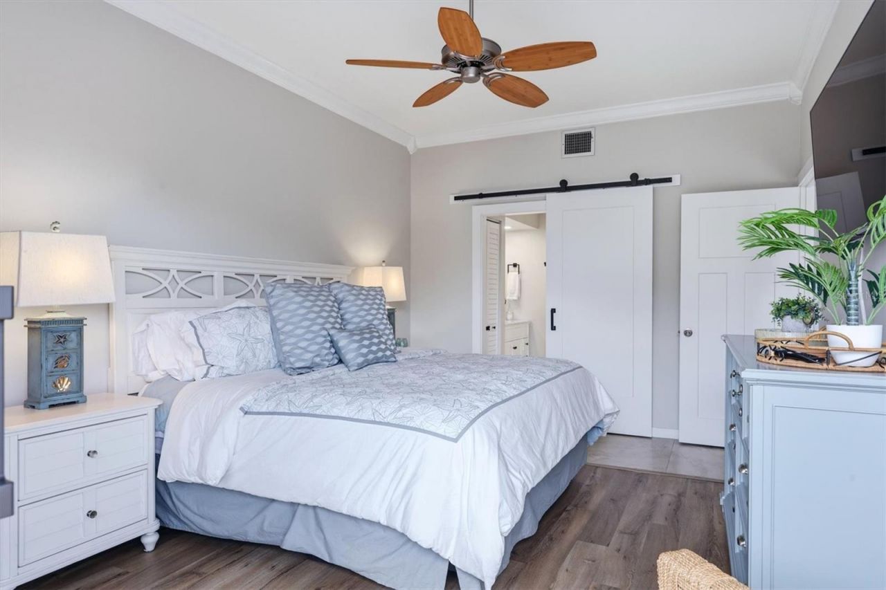 1187 Lake House Circle, Unit C127, Sarasota, FL 34242 Photo