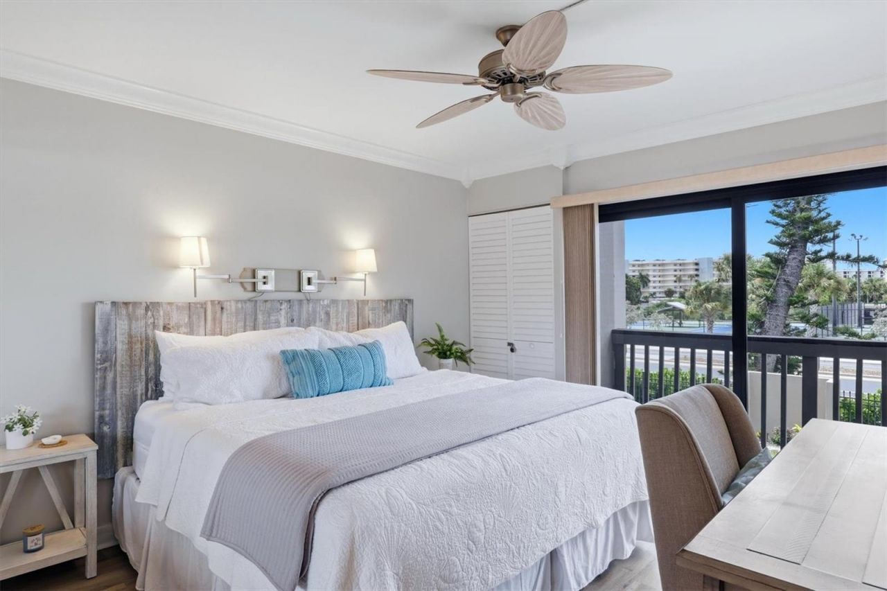 1187 Lake House Circle, Unit C127, Sarasota, FL 34242 Photo