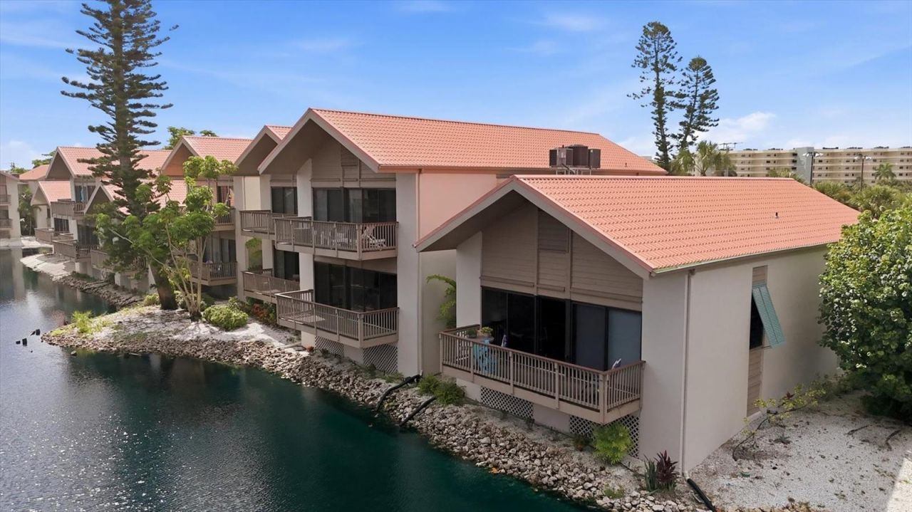 1187 Lake House Circle, Unit C127, Sarasota, FL 34242 Photo