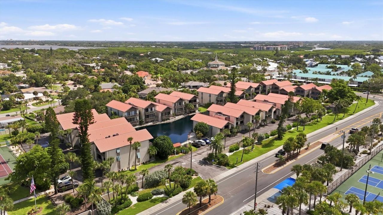 1187 Lake House Circle, Unit C127, Sarasota, FL 34242 Photo