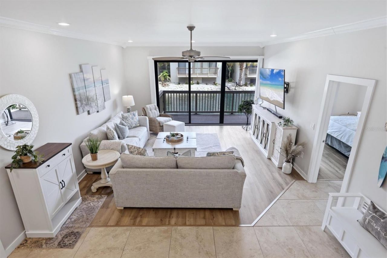 1187 Lake House Circle, Unit C127, Sarasota, FL 34242 Photo