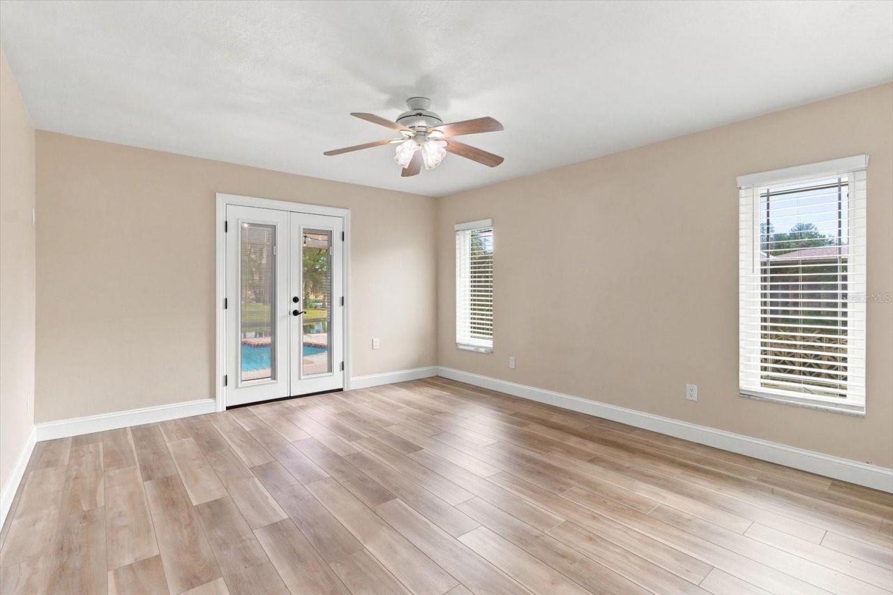 220 SE Kings Bay Drive, Crystal River, FL 34429 Photo