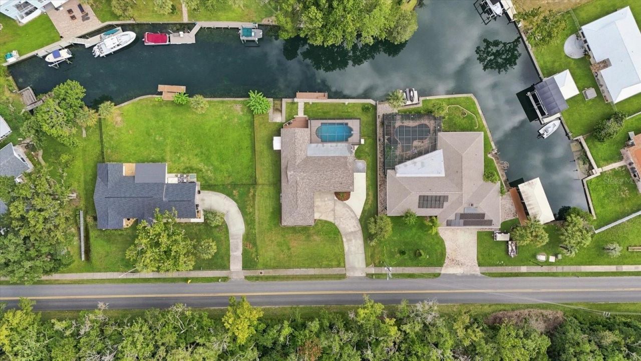 220 SE Kings Bay Drive, Crystal River, FL 34429 Photo