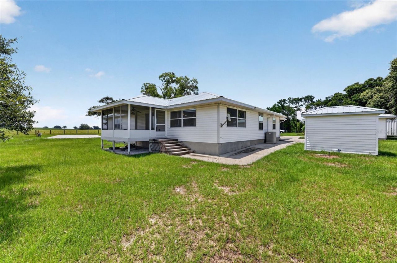 20500 NW 27th Street, Morriston, FL 32668 Photo