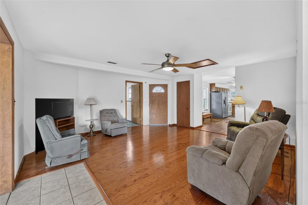 20500 NW 27th Street, Morriston, FL 32668 Photo