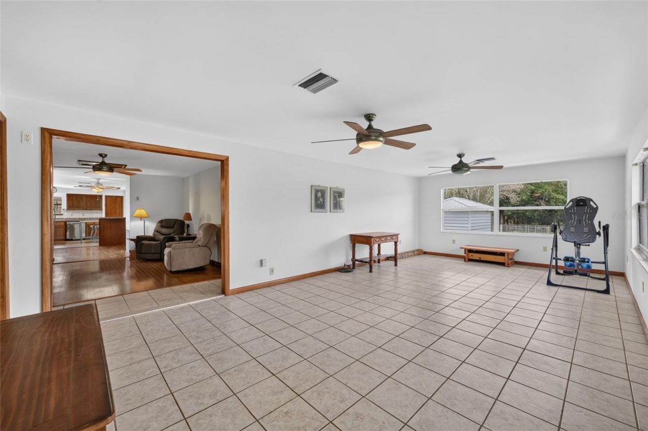 20500 NW 27th Street, Morriston, FL 32668 Photo