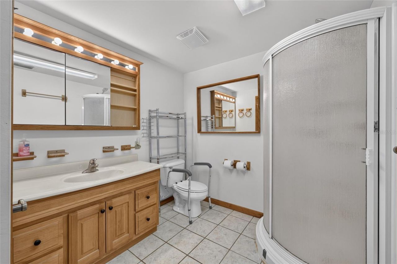 20500 NW 27th Street, Morriston, FL 32668 Photo