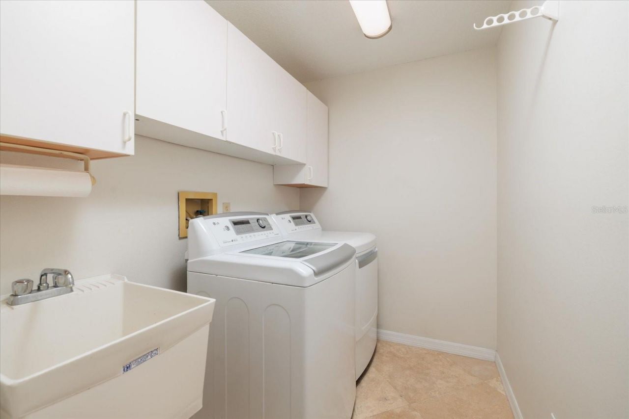 1723 Captiva Drive, Oldsmar, FL 34677 Photo