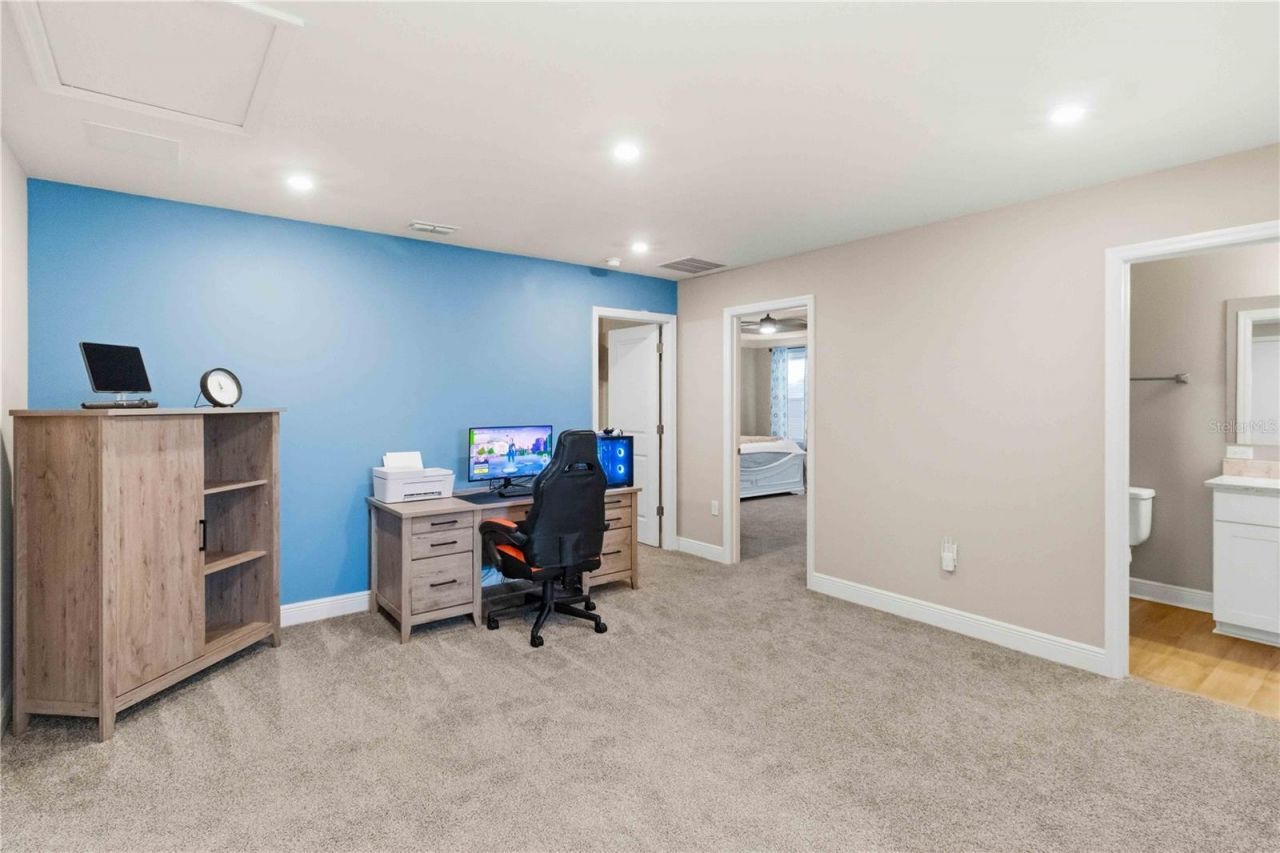 10007 Dolphin Gull Circle, Thonotosassa, FL 33592 Photo