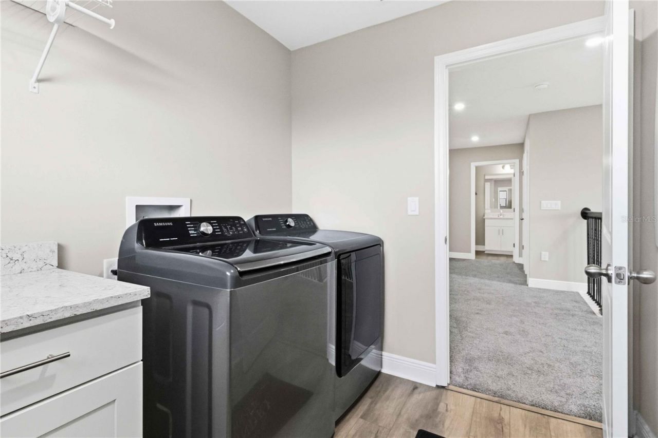 10007 Dolphin Gull Circle, Thonotosassa, FL 33592 Photo