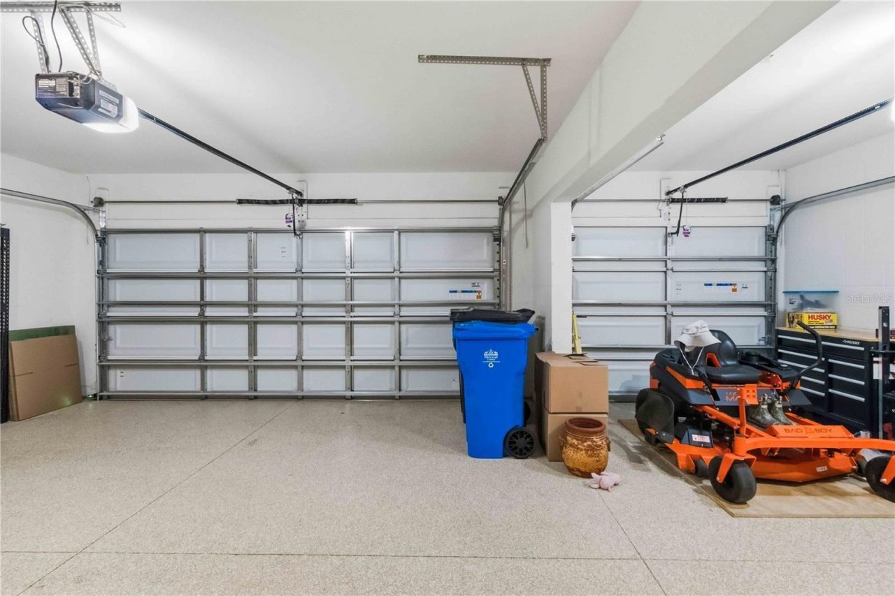 10007 Dolphin Gull Circle, Thonotosassa, FL 33592 Photo