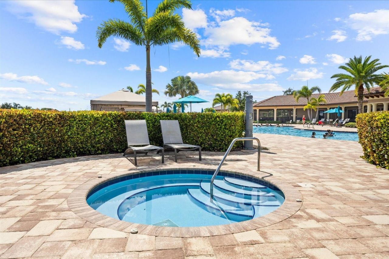 218 SE Longview Drive , Port Saint Lucie, FL 34984 Photo